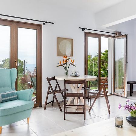 Oikia Guesthouse 斯塔菲罗斯 外观 照片