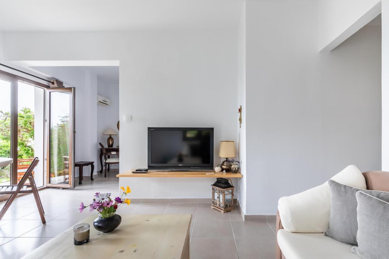 Oikia Guesthouse 斯塔菲罗斯 外观 照片
