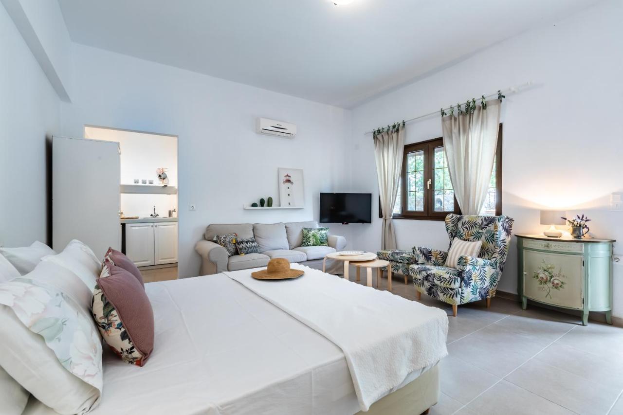 Oikia Guesthouse 斯塔菲罗斯 外观 照片