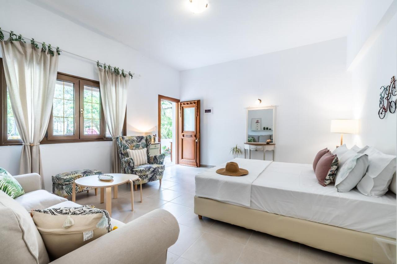 Oikia Guesthouse 斯塔菲罗斯 外观 照片